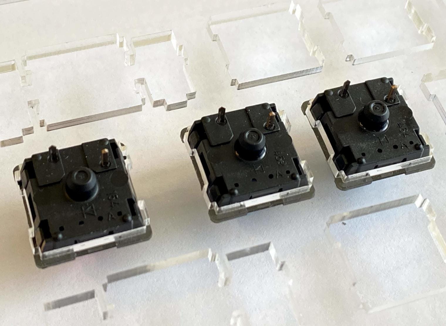 A Complete Guide To Building a Hand-Wired Keyboard | Cracked the Code ...