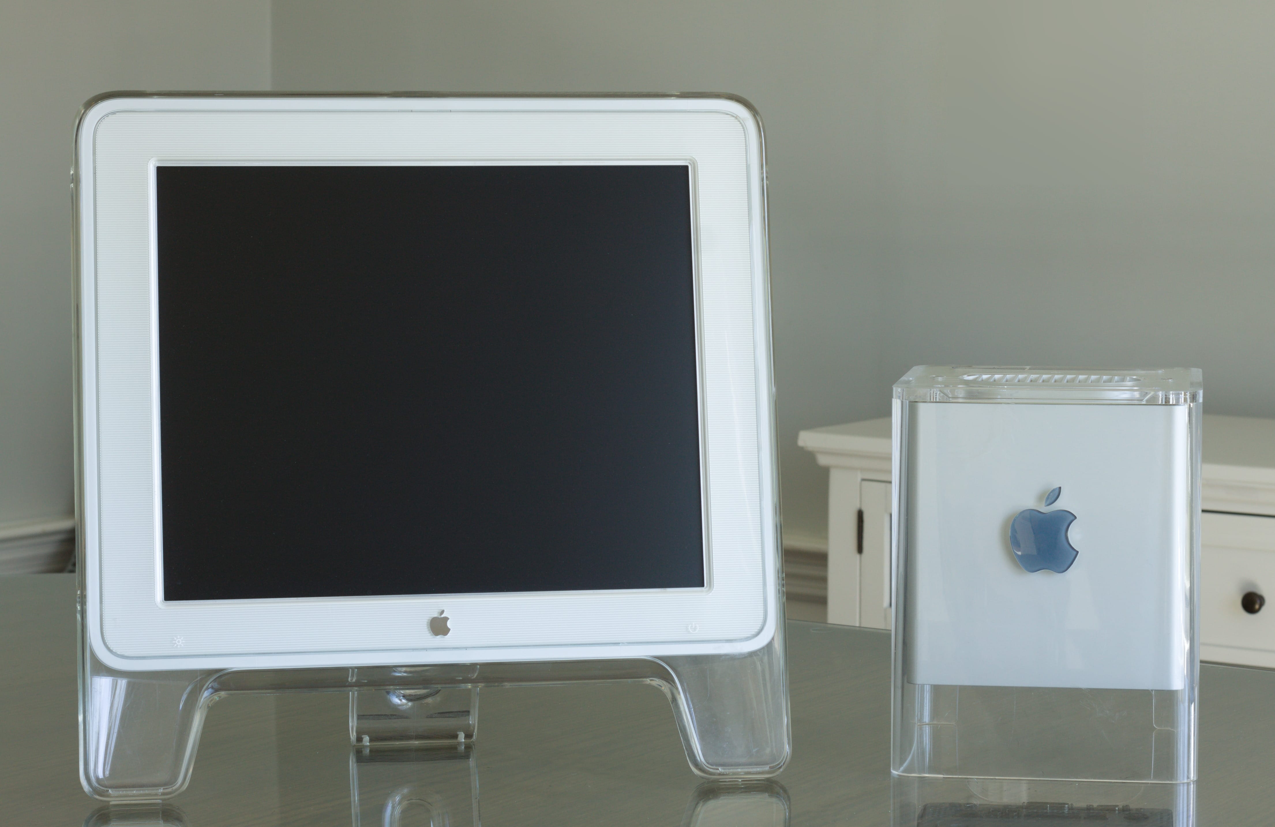 【動作品ジャンク】Apple Power Mac G4 Cube+ディスプレイ