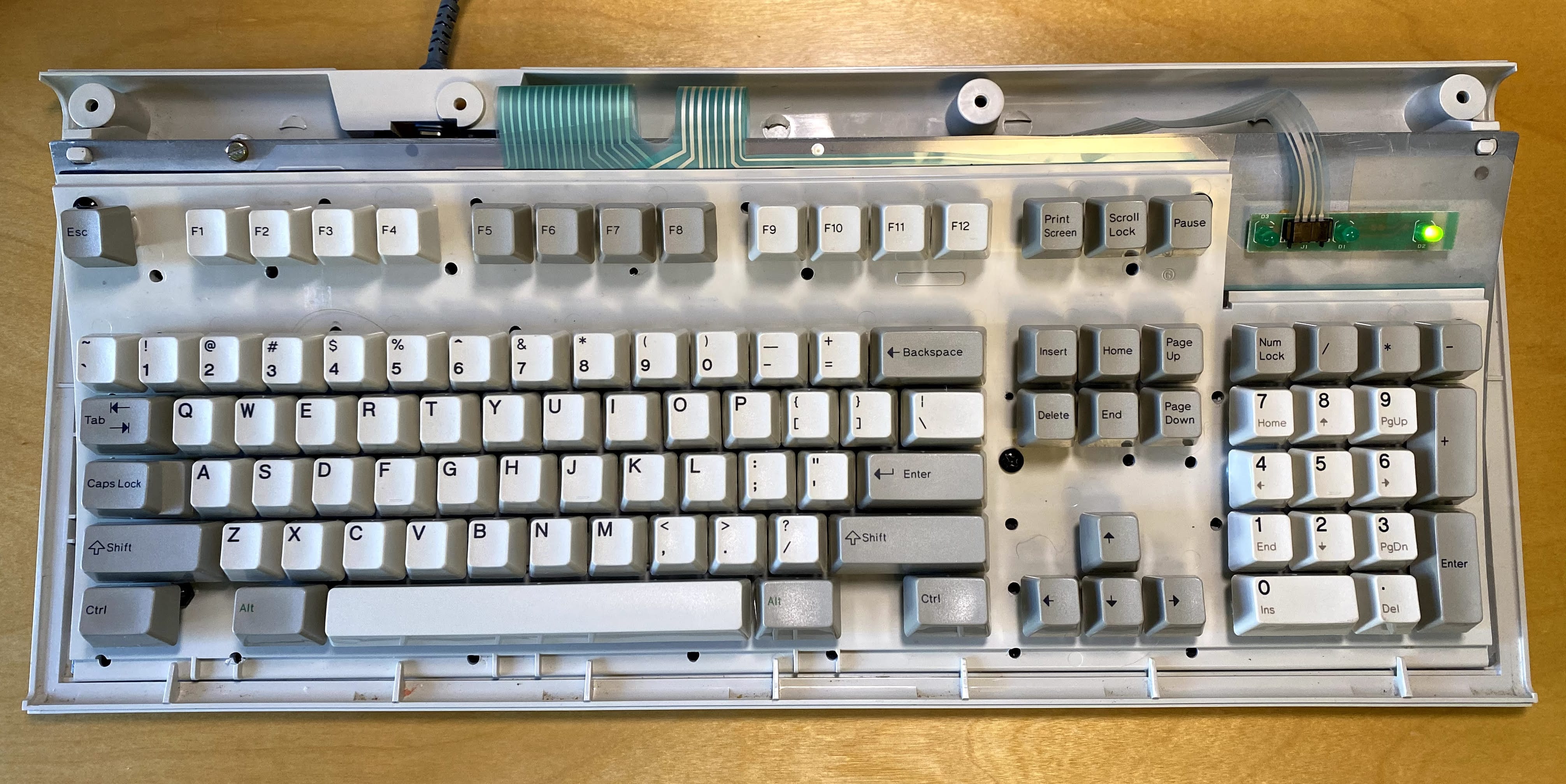køkken foretage betyder Supercharge Your IBM Model M Keyboard With QMK | Cracked the Code —  Adventures in electronics, tinkering and retro computing.